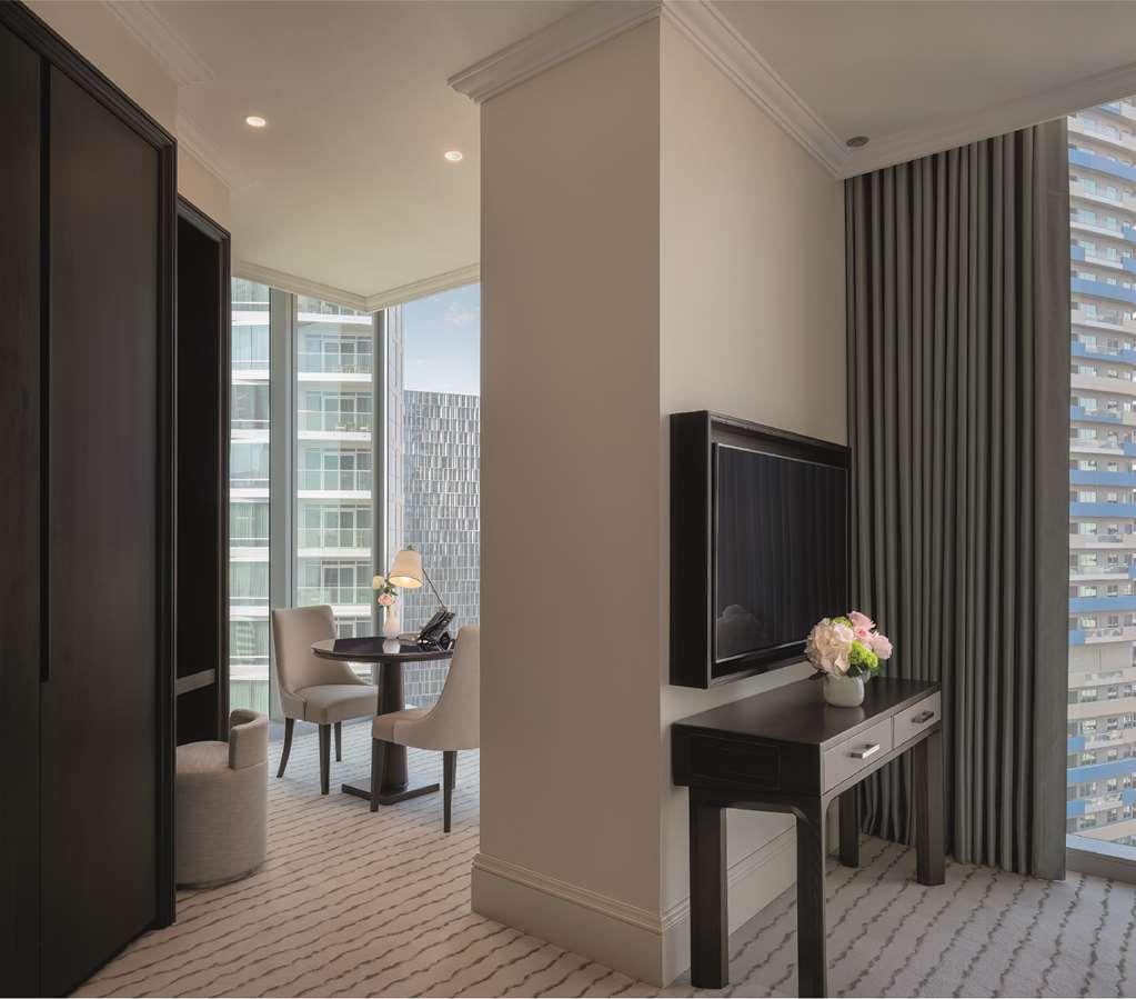 Address Dubai Mall Phòng bức ảnh A guest room at the hotel