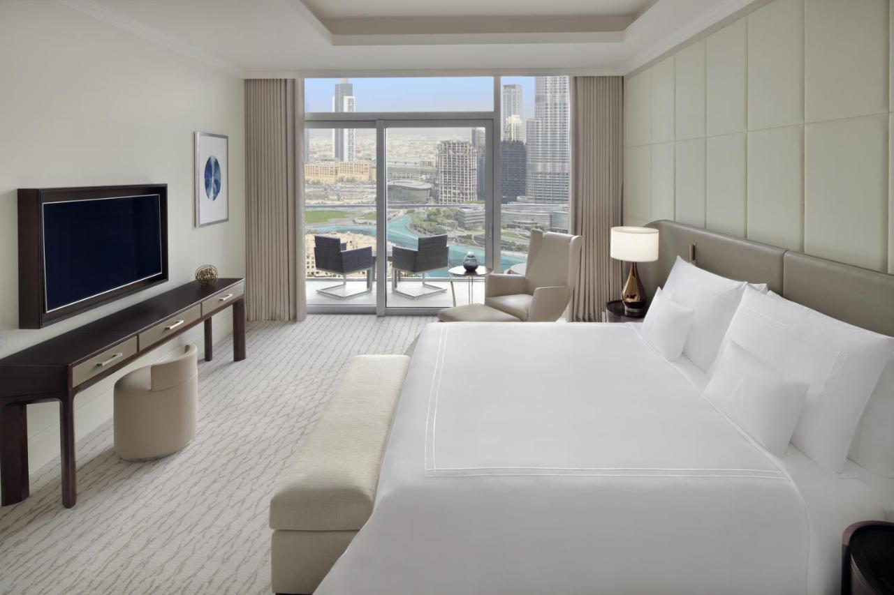 Address Dubai Mall Ngoại thất bức ảnh A bedroom at the hotel